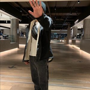 Meet your Posher, Euji lei